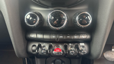 MINI Hatchback 1.5 Cooper Classic 5dr Auto Petrol Hatchback